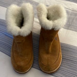 Sorel booties only worn one or 2 times!! Like brand new!